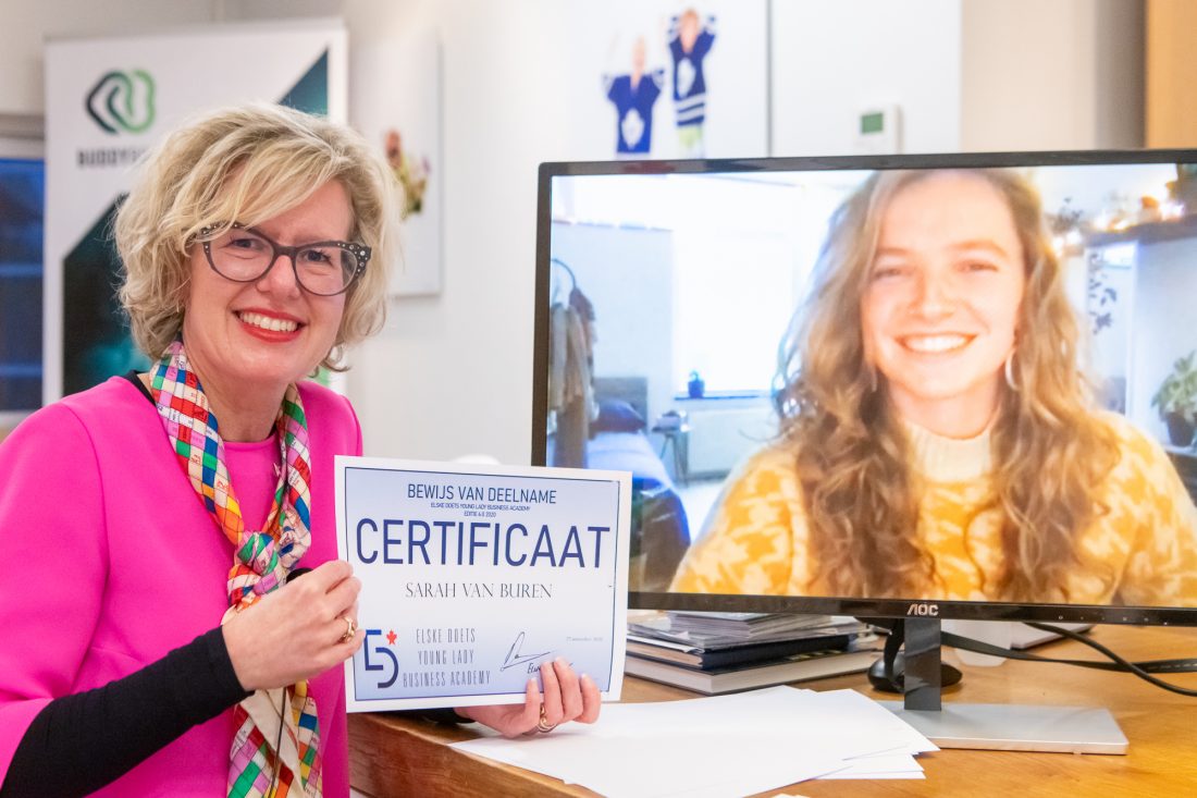 Sarah van Buren en Elske Doets